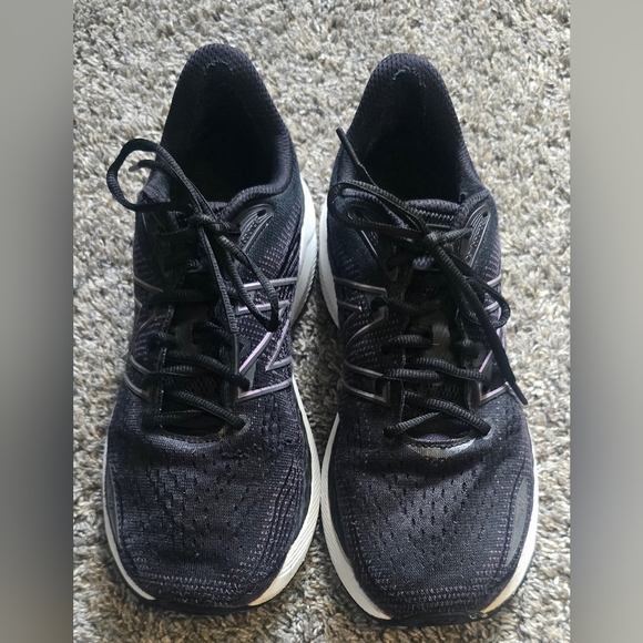 New Balance Fresh Foam Women's Size 10.5 Running Shoes Black - Picture 4 of 9